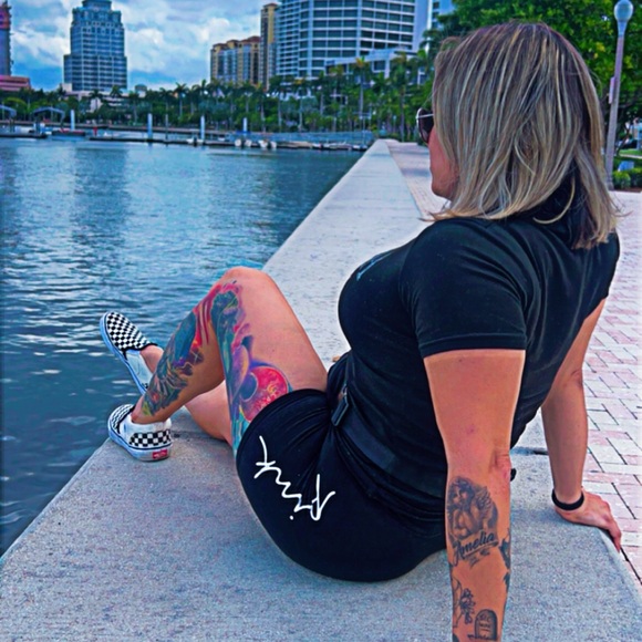 Meet your Posher, Billy - Picture 2 of 3